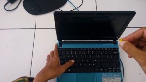 Care Membuka Keyboard Notebook Acer Aspire One D270