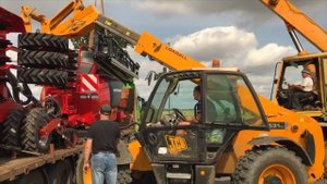 Продаж нової та бу сільгосптехніки: трактор, комбайн, сівалка, культиватор, борона, плуг