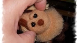 Новичкам о валянии. Собачка. Добавим ушки и мех.mp4