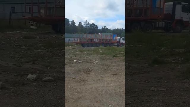 1.09.2023 – ЖК Royal Place, завезення крана смотреть онлайн