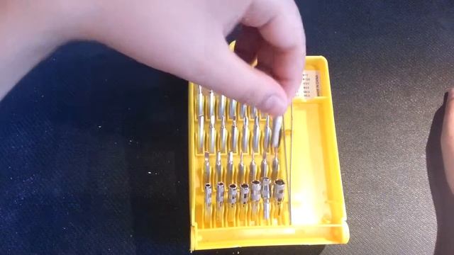 Видеообзор отвертки с насадками смотреть онлайн