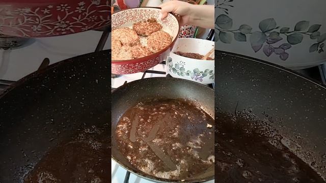 Теперь все мои подруги едят печень только так. Всё гениальное просто! #свинаяпечень #котлеты #быстр смотреть онлайн