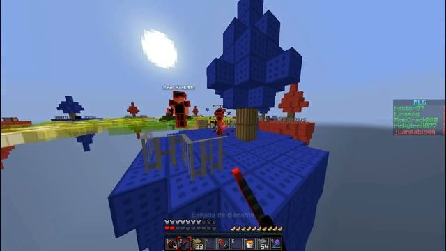 lucasqq y MineCrack002 смотреть онлайн