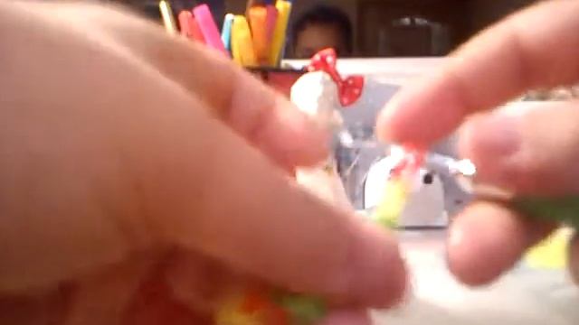 Супер видео: браслет "Петли" из Rainbow Loom :)))) смотреть онлайн