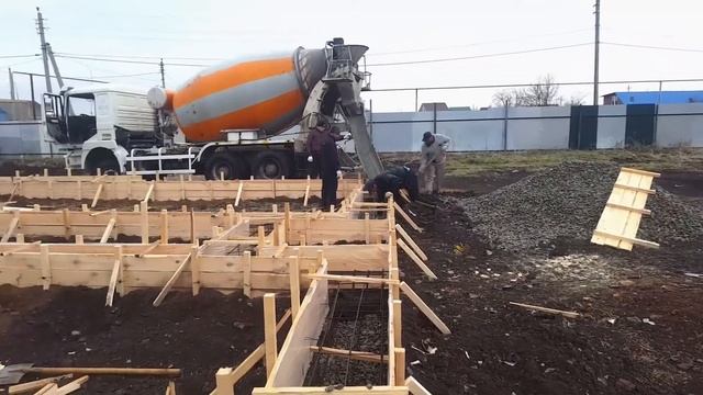 Выпуск №28 Классический свайно-ростверковый фундамент. смотреть онлайн