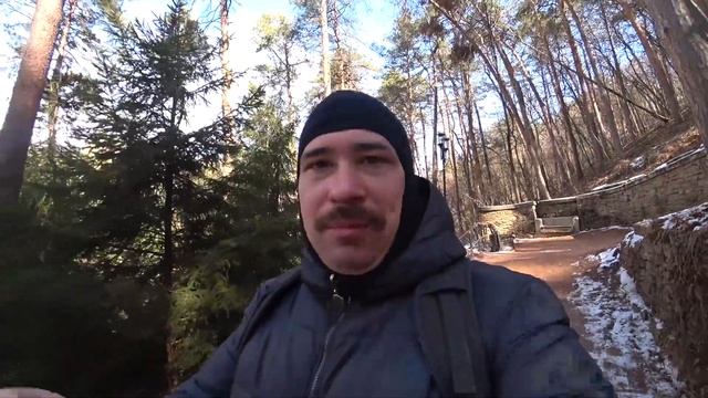 Почему для нас уготовили матриархат , а не феминизм? В чем разница между ними? Матриархат надежнее?