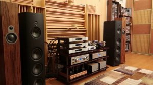 Уроки демократии или легкая нагрузка...для ушей. Magico Q3 и K.Sound Lab