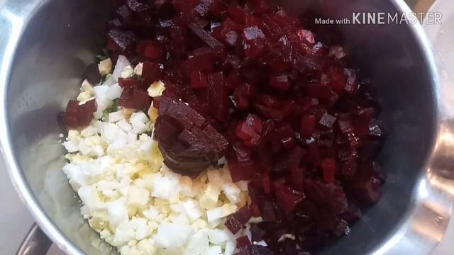 ОКРОШКА ИЗ СВЕКЛЫ НА КЕФИРЕ. ПРАЗДНИЧНОЕ НАСТРОЕНИЕ. СВЕКОЛЬНИК .