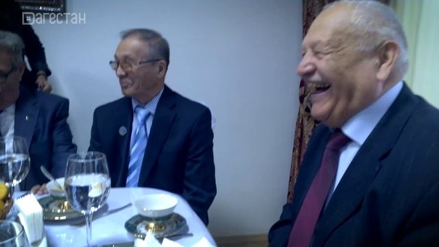 Аьрщи ва агьлу». «Первопроходец, слушающий дыхание и пульс земли»