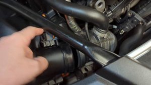2017+ BMW 540i G30 B58 Engine Air Filter Replacement, Easy Method