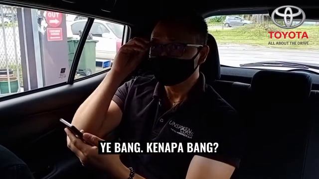 PANORAMIC VIEW MONITOR IN TOYOTA YARIS (FUNNY!!!) смотреть онлайн