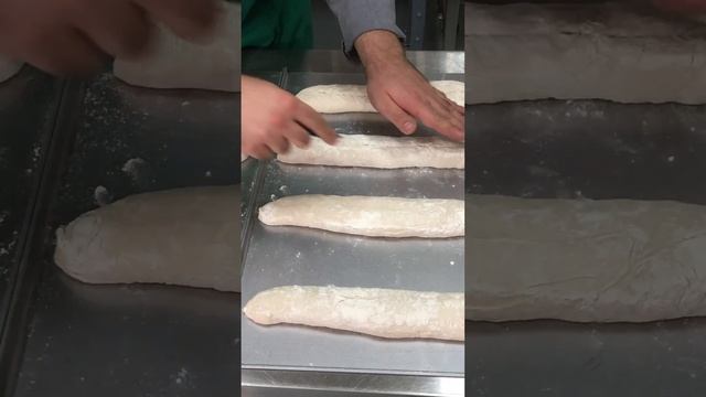 БАГЕТ ФОРМОВКА НА БАГЕТОЗАКАТОЧНОЙ МАШИНЫ. Денис Машков. смотреть онлайн