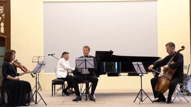 Леонид Десятников "Отзвуки театра" смотреть онлайн