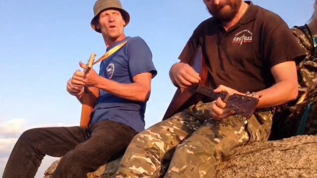 Частушки под балалайки на Аллаках. Наигрыш Подгорная смотреть онлайн