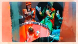 Спектакль «Шерстяная сказка» - лучший спектакль для малышей в Москве.