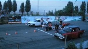ВАЗ 2106 против М-Москвич с мотором БМВ 2.5 M50