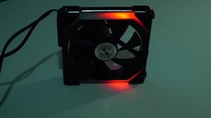 Работа подсветки Lian Li Uni Fan SL120 RGB
