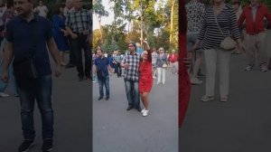 Харьков,танцы в парке; Надя и Богдан