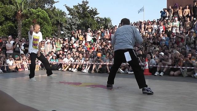 Yalta summer jam 2011 сила и мощь robin vs intact смотреть онлайн
