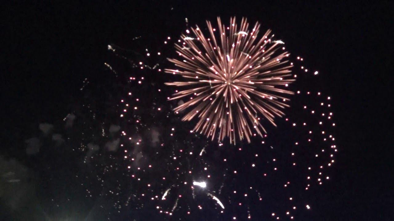 Грандиозный Фейерверк в День Освобождения Харькова 23 августа 2019 г. смотреть онлайн