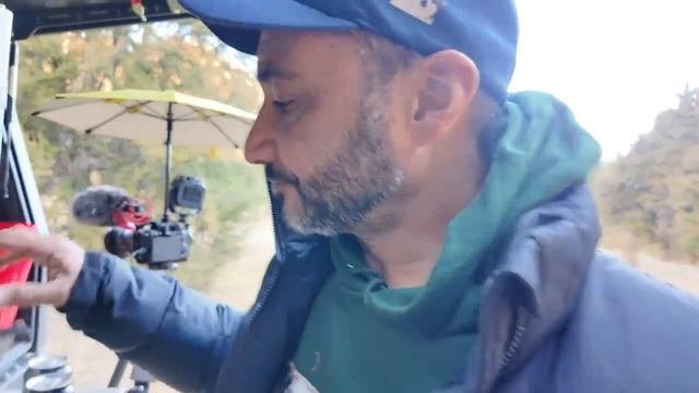 Зимняя палатка для кемпинга в морозную погоду