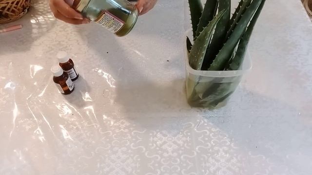 Маска для бровей на основе Алое. смотреть онлайн