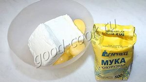 Творожная запеканка с кукурузной мукой. Рецепт приготовления