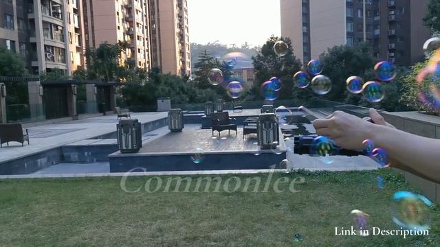 Bubble Gun Comparison 2021 - Gatling Bubble Machine VS Rocket Boom Bubble Gun смотреть онлайн