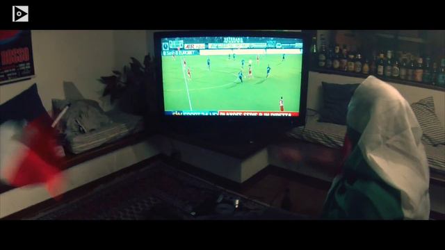 Parodia spot Peroni смотреть онлайн