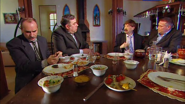 Городок со средними потребностями смотреть онлайн