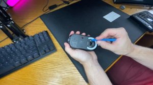 How to change skates on the Logitech g pro superlight