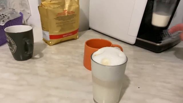 Распаковка и Обзор Кофемашина PHILIPS Series 3200 EP3243/50 смотреть онлайн