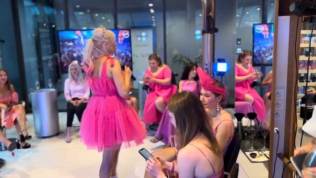 Barbie Party вечеринка в стиле Барби в салоне красоты "LadyLi" Прага