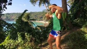 Как правильно дышать в Тайском Боксе? Задание на мешке для новичков! ( Виталий Дунец )