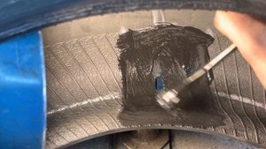 Простой ремонт бокового пореза латкой R12