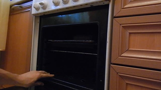 Как разжечь газовую плиту? Тухнет духовка. смотреть онлайн