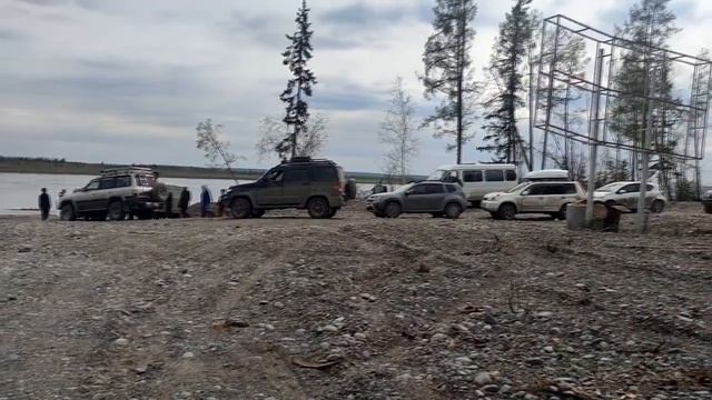 Переправа через реку Алдан и баня на колесах.