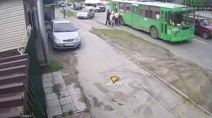 В Новосибирске подрались два водителя троллейбусов
