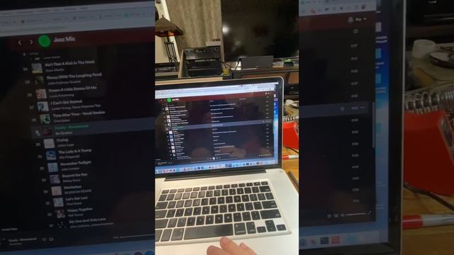 KEF Model One Reference soeakers on a (hafler 220) recapped amp and Audioengine B1 Bluetooth смотреть онлайн
