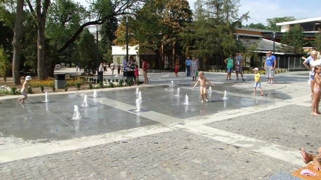 Памятник Екатерине-2 в Симферополе.