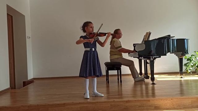 Петрова Мария, 1 класс. Бетховен "Сурок" смотреть онлайн