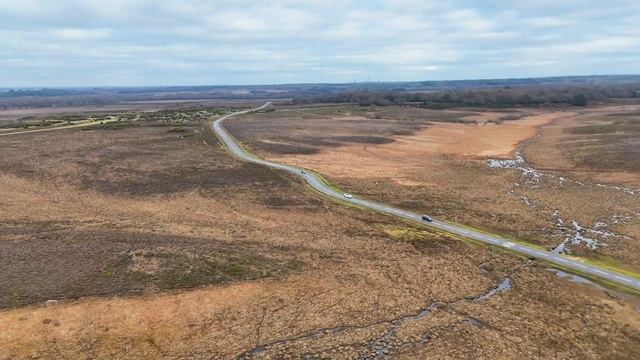 DJI mini 4 pro on active tracking - BMW K1600GT New Forest смотреть онлайн