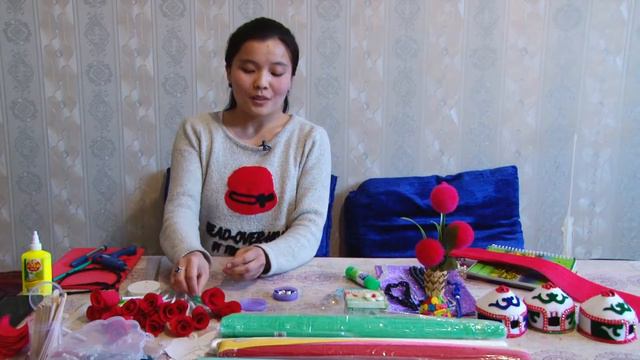 СОЛУБАГАН ГҮЛДӨРДҮ ЖАСАГАН СТУДЕНТ КЫЗ смотреть онлайн