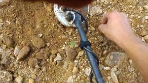 Find gold nugget with quartz 8,45 gram with a metal detector Fisher Gold Bug