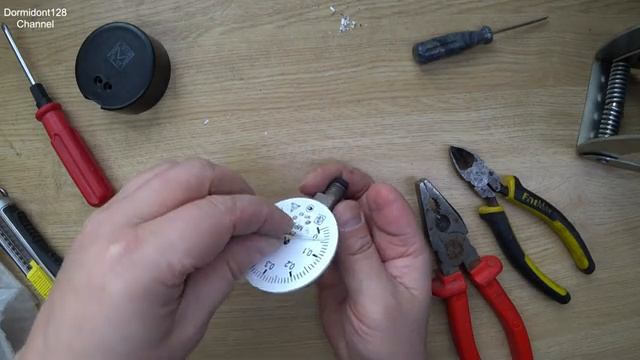 Москвич. Москвич 408. Насос ножной "СЭД-ВАД" г. Ульяновск 4 Атм. V = 340см3 однопоршневой. Часть1. смотреть онлайн