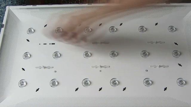 Ремонт телевизора (замена LED-подсветки) LG-32LV580-ZA своими руками(НЕ ИНСТРУКЦИЯ!) Life снова Good смотреть онлайн