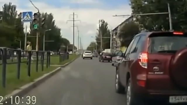 Женщины за рулем, берегитесь #25 смотреть онлайн