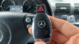 Изготовление ключа Mercedes W203 запрограммировал новый ключ