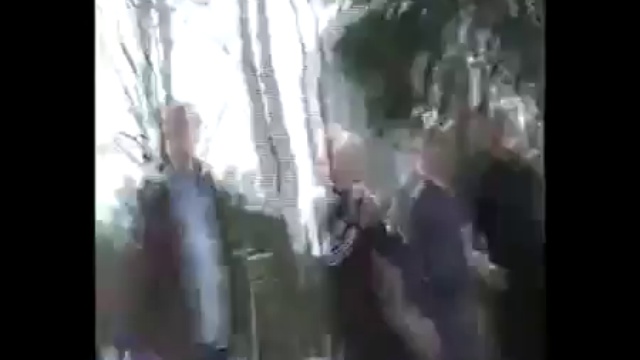 Банда напала на участников Русской пробежки. Анапа смотреть онлайн