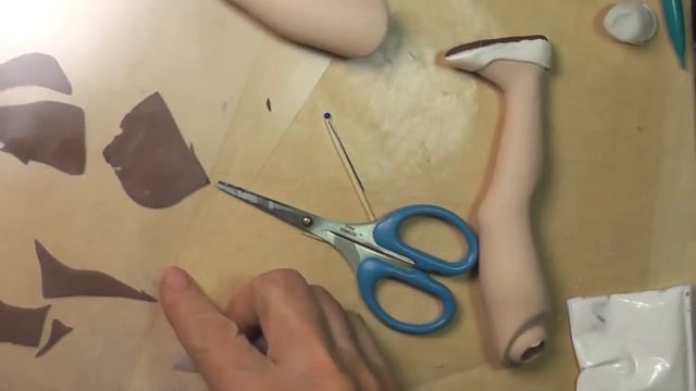 Как сделать туфли для куклы. МК от Дианы Эффнер. Ч. 3 Подошва для туфель смотреть онлайн